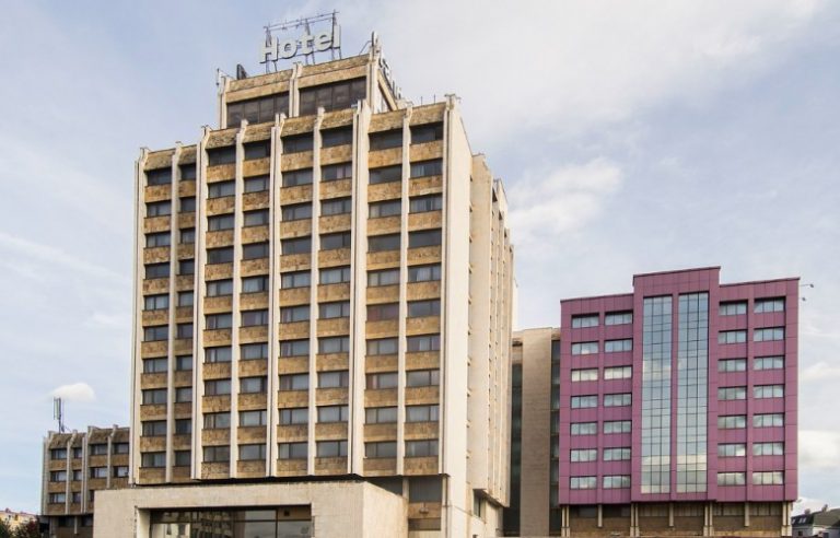 Pacolli thotë se fitoi arbitrazhin kundër Kosovës për Hotel Grandin!
