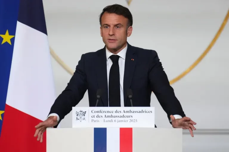 Avancimi i Rusisë në Ukrainë, Macron: Do shkatërrohemi nëse fiton Moska