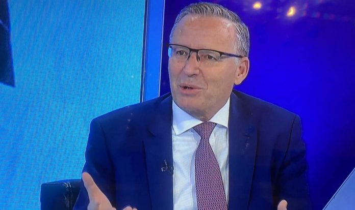 Kandidati i Partisë Demokratike të Kosovës (PDK) për Kryeministër, Bedri Hamza