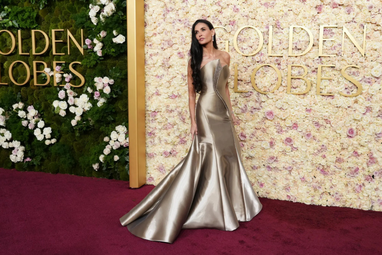 Ekskluzive: 19 pamje të paharrueshme që shkëlqyen tapetin e kuq në Golden Globes
