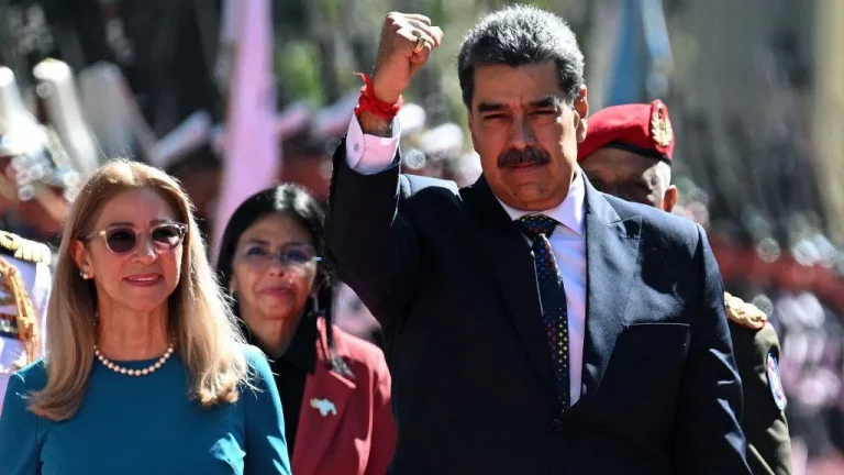 Trump konfirmon përfshirjen e CIA-s në operacione të fshehta, Maduro kërkon paqe