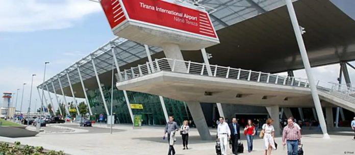 Aeroporti i Tiranës
