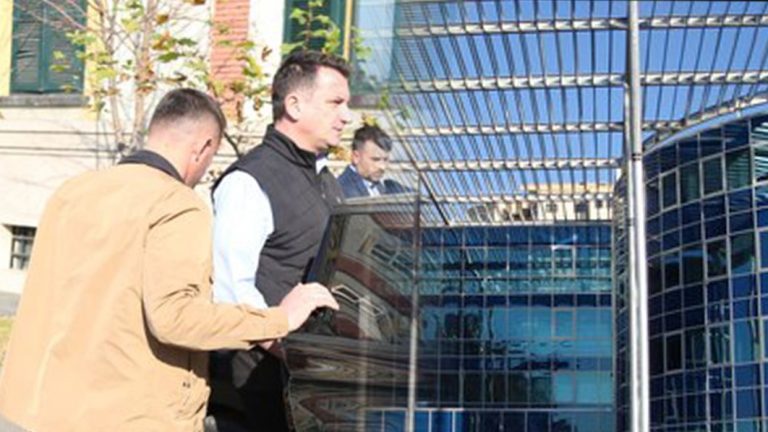 Mesazhi i Veliajt nga qelia në 46-vjetorin e lindjes