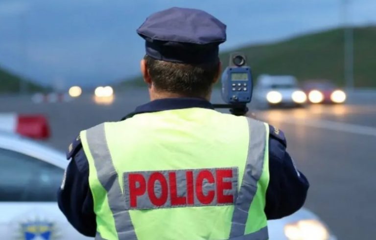 Policia shqipton mbi 1,900 gjoba në trafik brenda 24 orëve