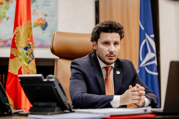 Dritan Abazoviç