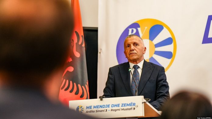 Përfaqësuesi i shqiptarëve në Kuvendin e Serbisë, Shaip Kamberi.