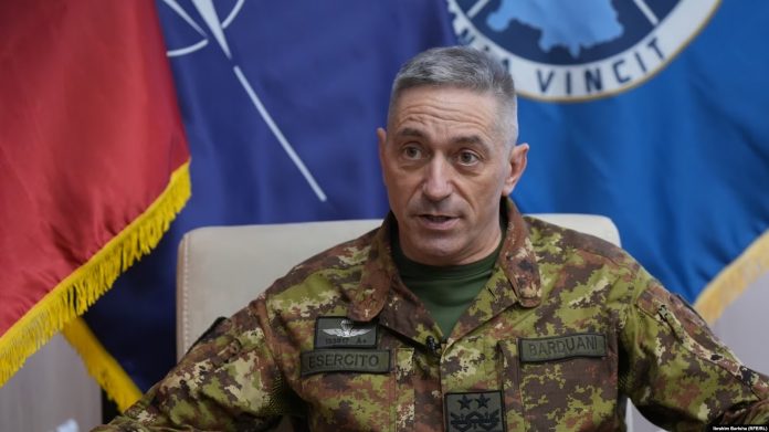 Komandanti i KFOR-it, Enrico Barduani.