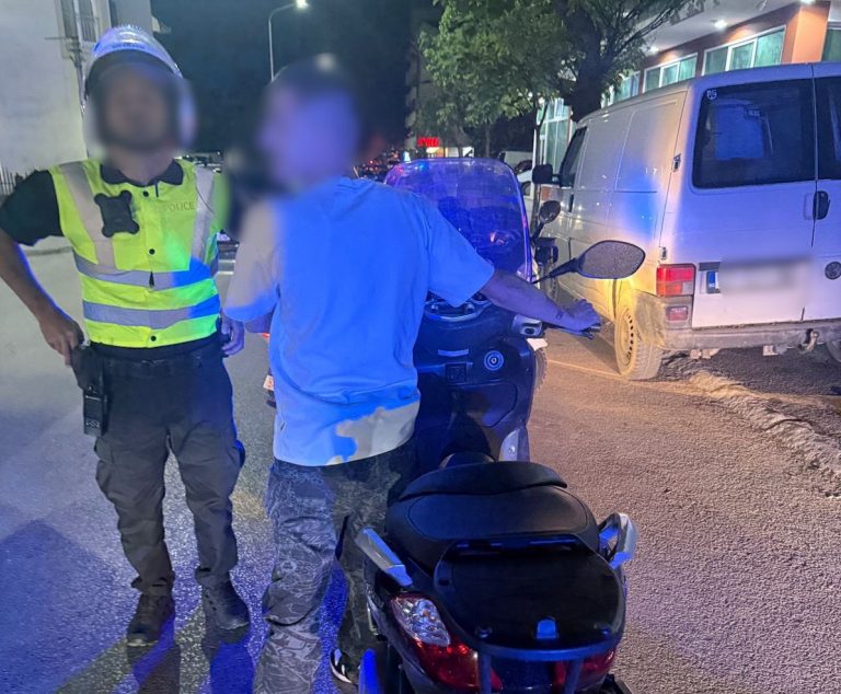 Policia në Gjakovë sekuestron 53 motoçikleta