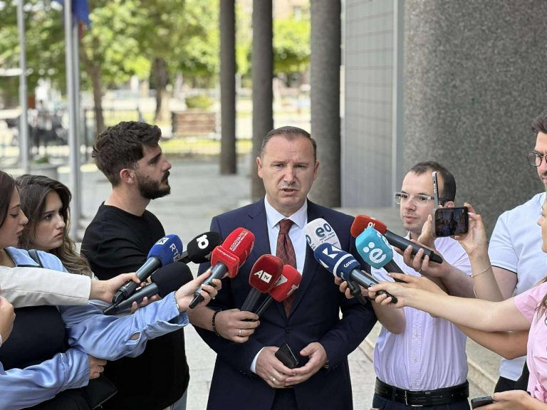 Zemaj: Ngërçi politik zgjidhet vetëm me konsensus ndërpartiak