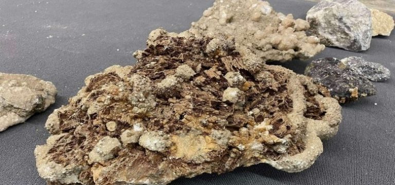 500 kristale në Prishtinë – Një shekull histori e Trepçës e përjetësuar në ekspozitë