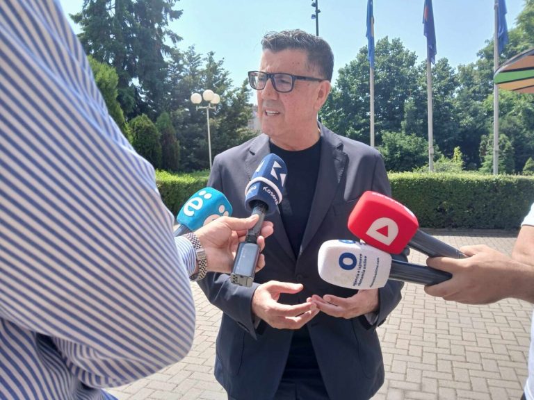 Haziri: Ardhja në Kuvend është bërë si në varreza