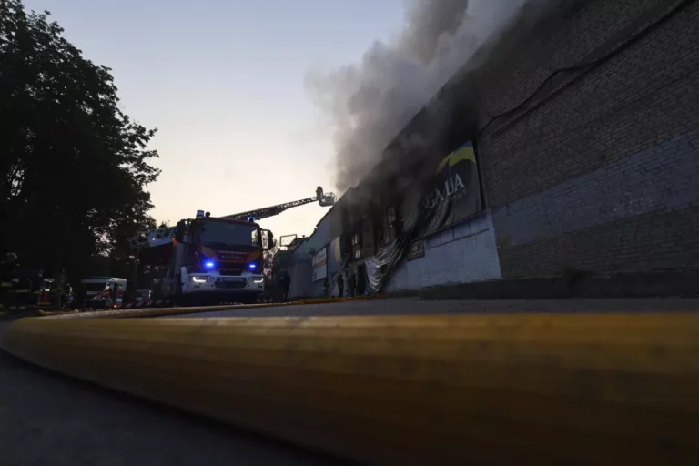 Nga sulmi rus në depon e Zaporizhzhya u shkatërruan 100 ton ndihma humanitare