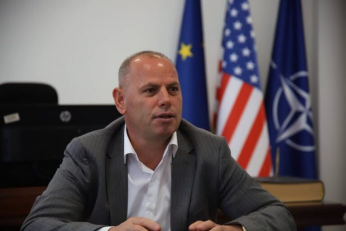 Ramiz Lladrovci
