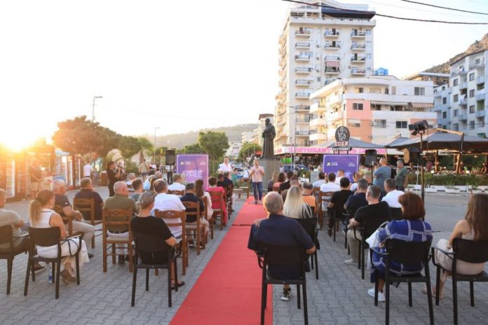 “Valë dhe fjalë” hap Panairin e parë veror të librit në Shëngjin