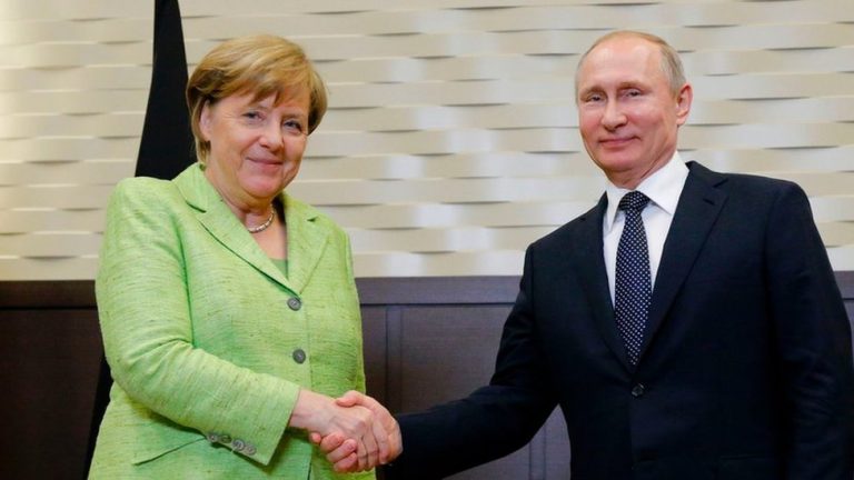 Zbulohet plani i Angela Merkel: Gjermani do t’i trajnonte ushtarët rus, por u ndalua nga …