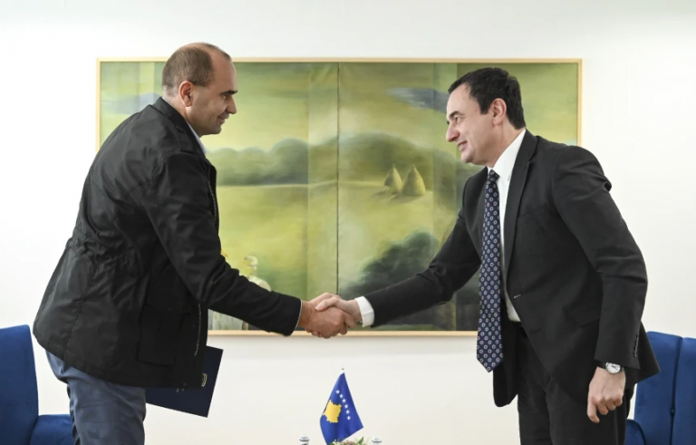 Kurti emëron pasuesin e Rashiqit në Ministrinë për Komunitete dhe Kthim
