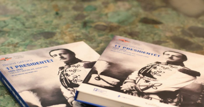 Libri “11 Presidentët” i gazetarit Roland Qafoku Libri “11 Presidentët” i gazetarit Roland Qafoku