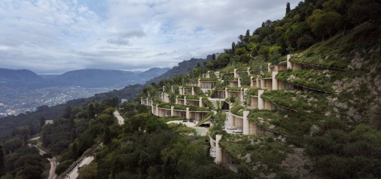 Parku i Besimit, destinacion unik i arkitekturës ndërkombëtare