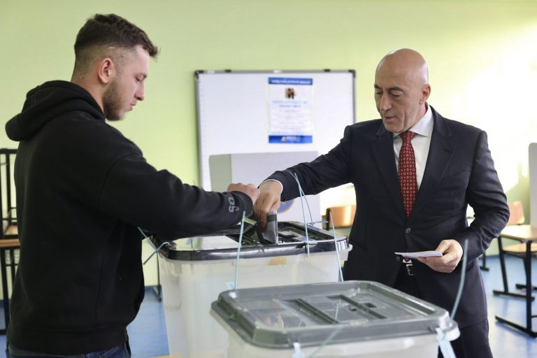 Kryetari i AAK-së apelon qytetarët: Vendosni dhe votoni