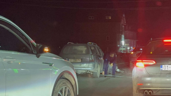Aksident trafiku në Besi, kolona të gjata në rrugën Prishtinë-Podujevë