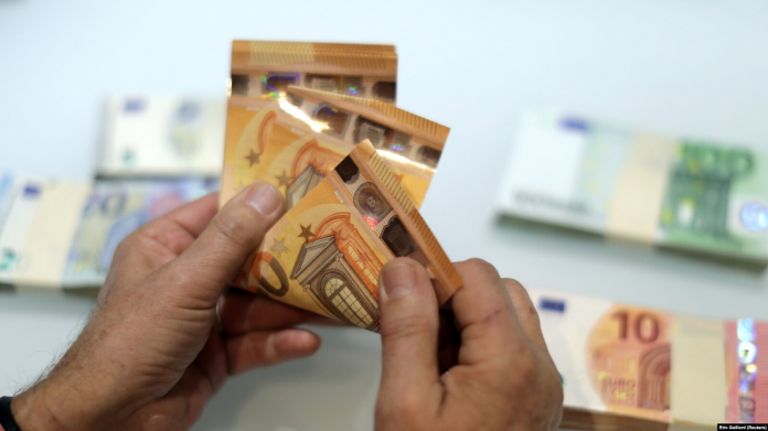 Fotografi ilustruese.