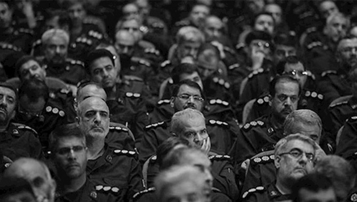 Kush po e udhëheq Iranin tani? Analizë e Washington Post mbi Këshillin e Përkohshëm dhe kolapsin e regjimit - stormkosova