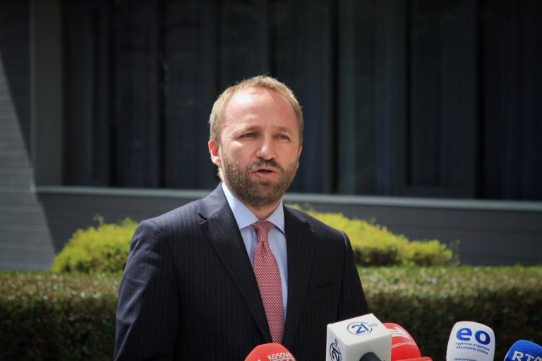 Tahiri: Dy seanca, 7 ditë dhe 32 milionë euro dëm për Prishtinën, skandal juridik dhe vendim i papranueshëm