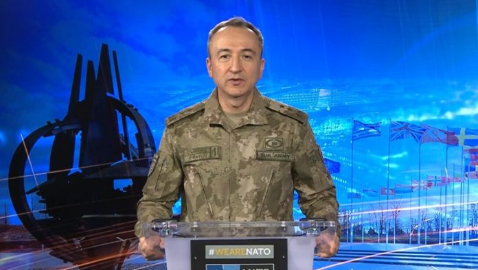 Komandanti i KFOR-it, Ozkan Ulutash.