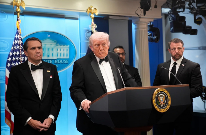 somebody-should-do-it-meme-atentat-trump-2026 / stormkosova