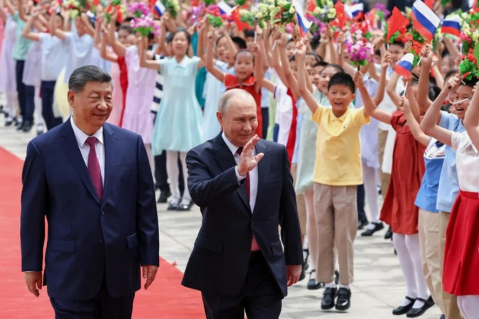 Samiti në Pekin: Xi dhe Putin marrëveshje për energjinë dhe mesazh të ashpër SHBA-së / stormkosova